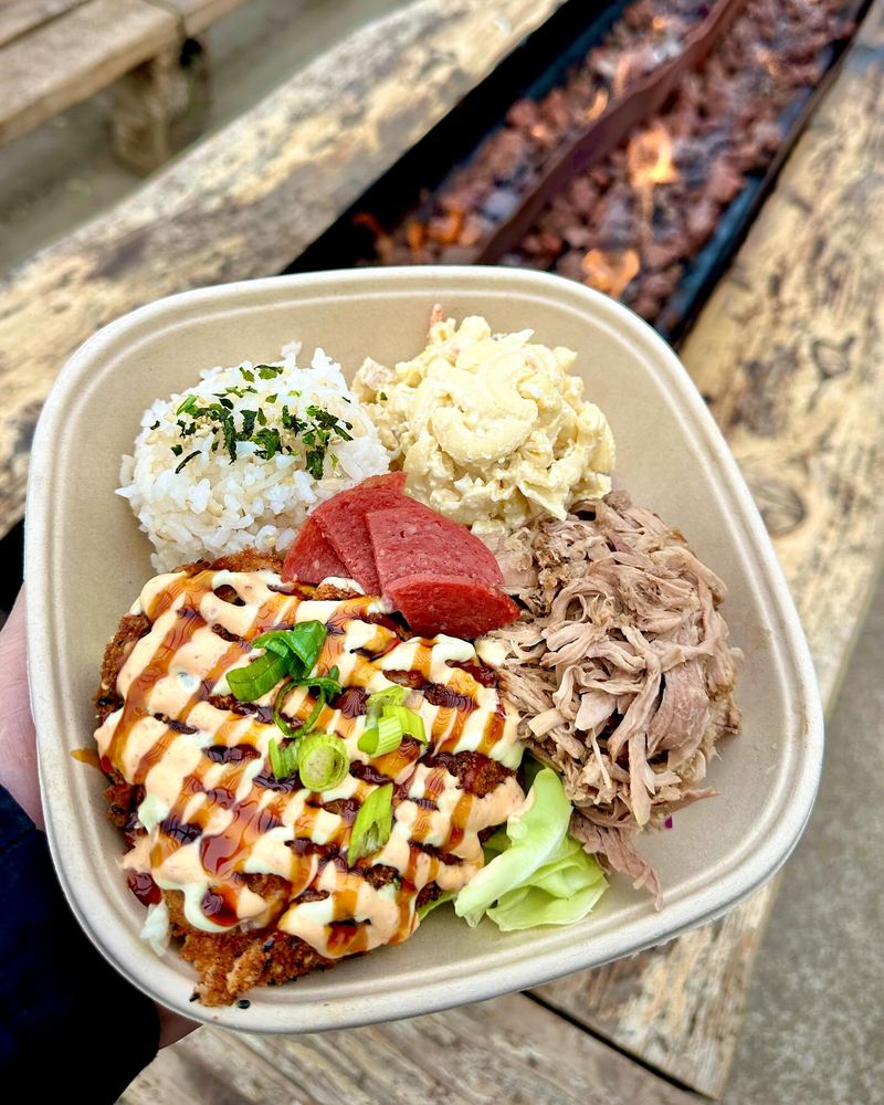 Hawaiian Drive Inn – South San Francisco's Island Escape