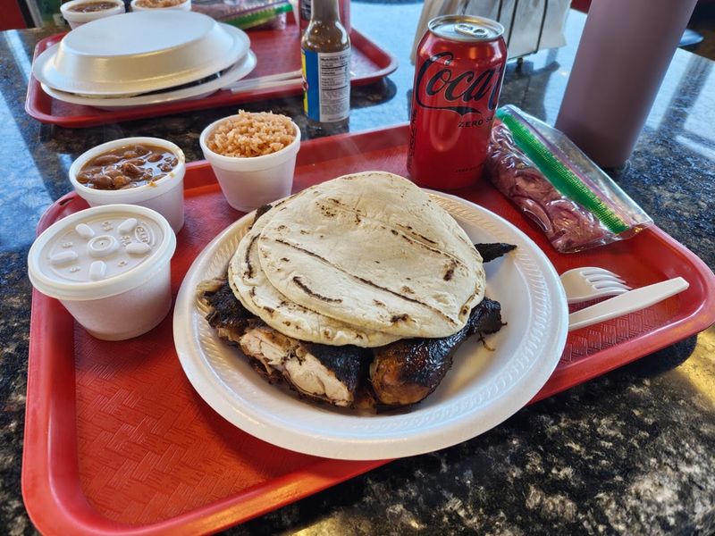 El Pollo Rey El Pollo Rey