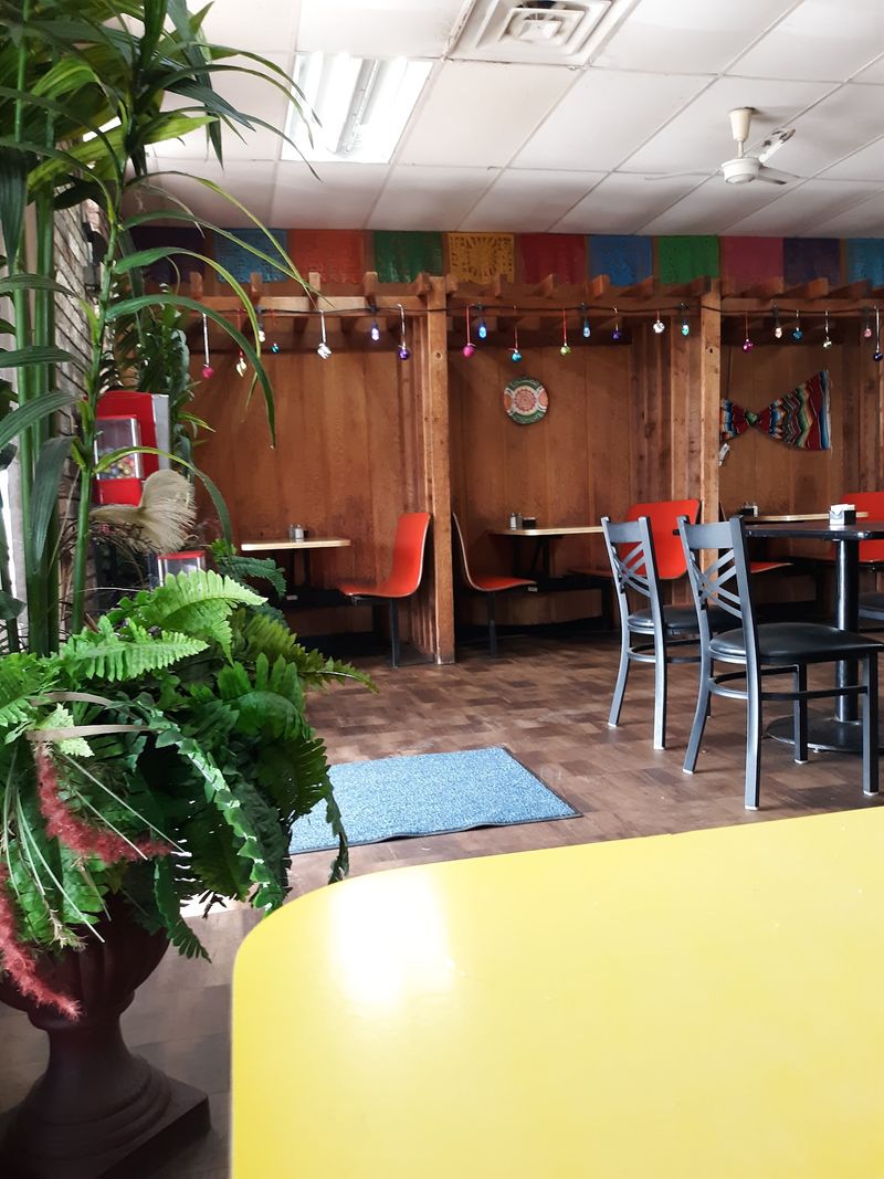 El Rincon Mexicano, Waldron