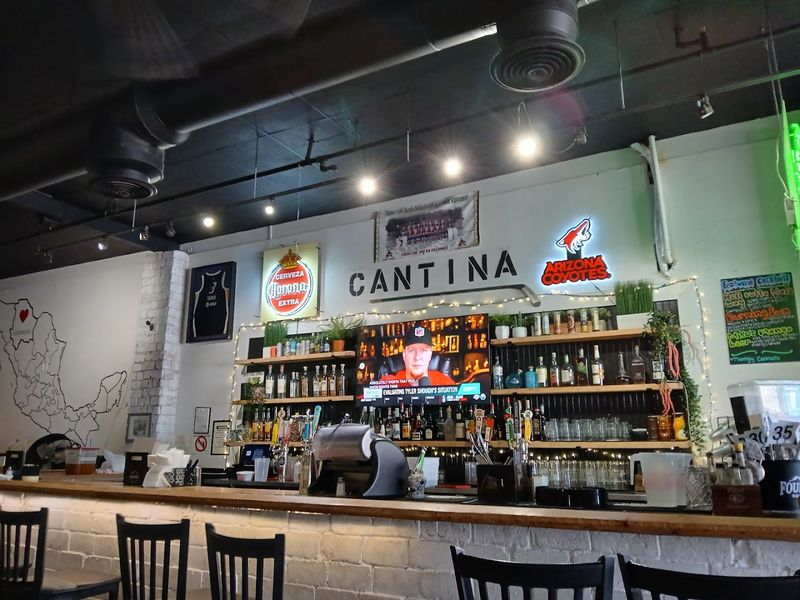 Tacos Chiwas — Mesa