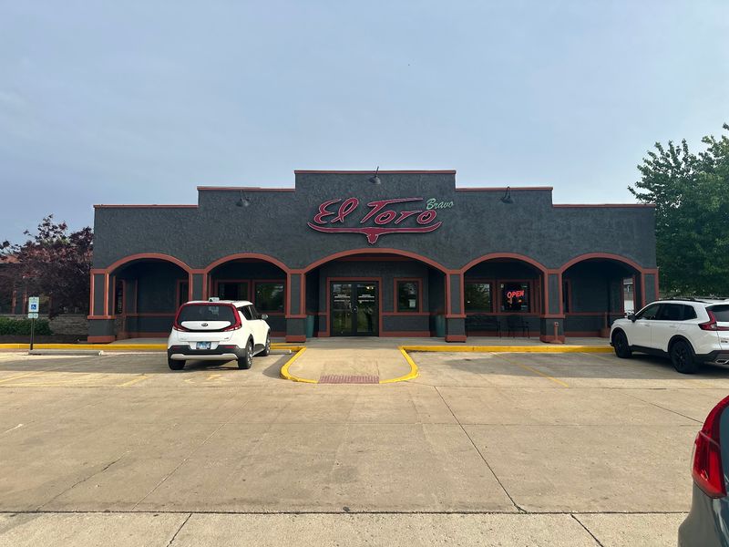El Toro Bravo (Champaign County)