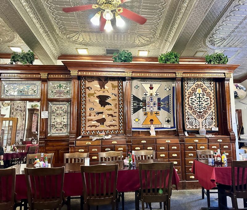 Cameron Trading Post Restaurant