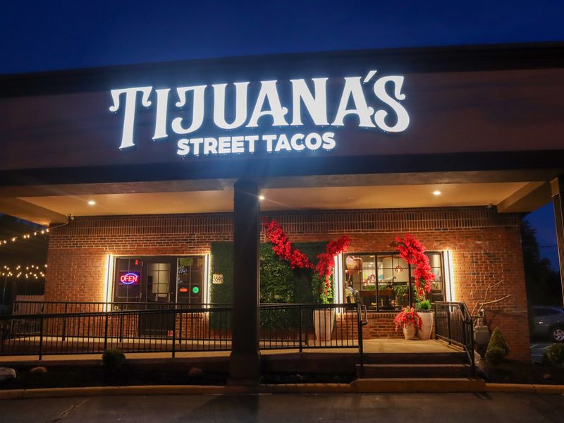 Tijuana's Street Tacos, Highland Heights