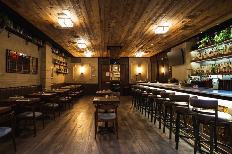 The Long Room – Midtown, Manhattan