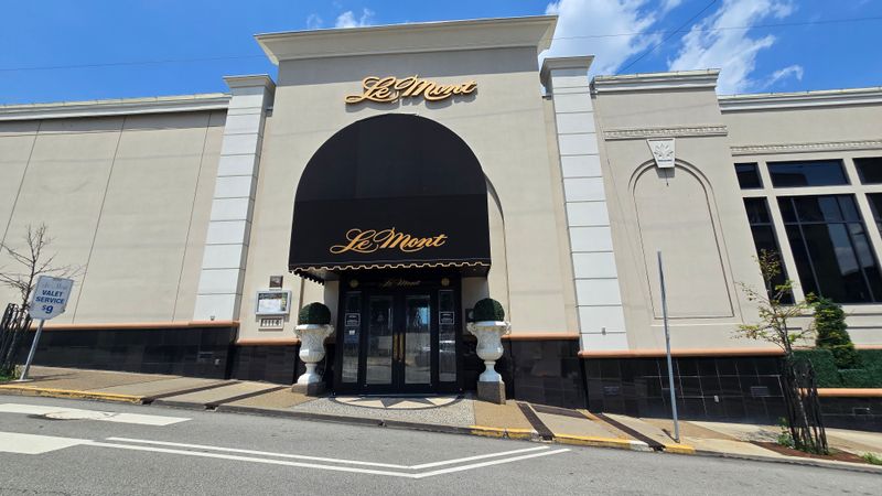 Located At 1114 Grandview Avenue For Easy Finding