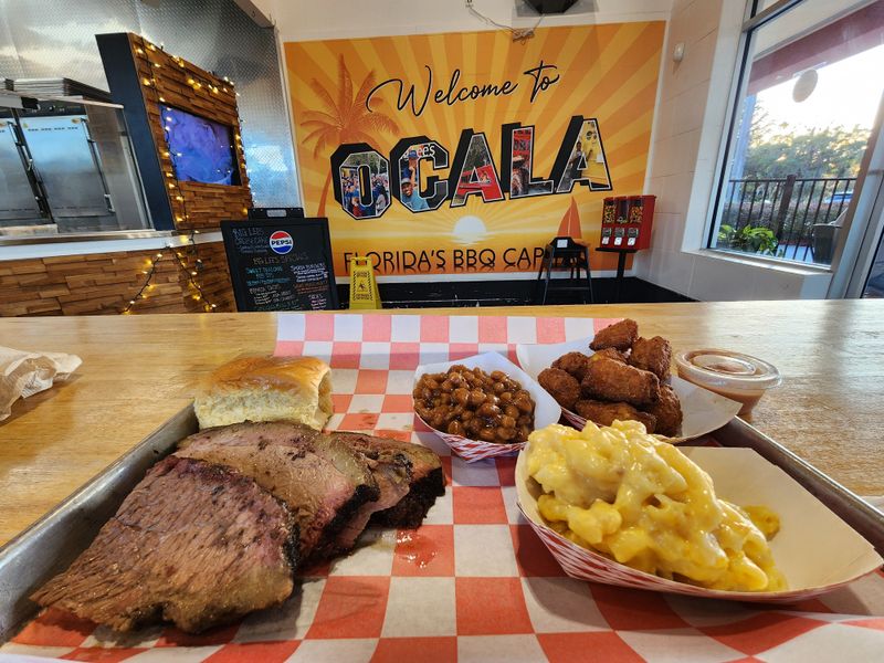 Big Lee's Serious About BBQ - Ocala
