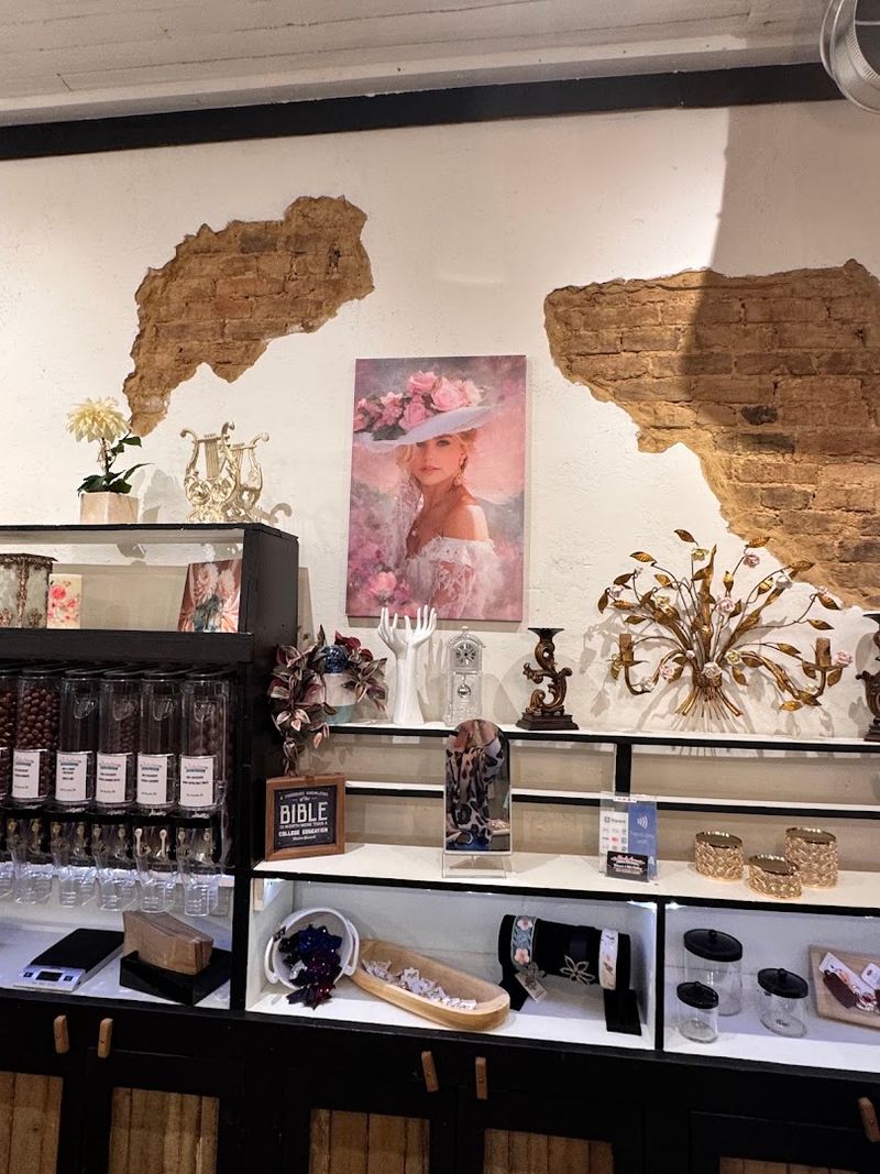 Embracing The Artistic Spirit And Unique Boutiques