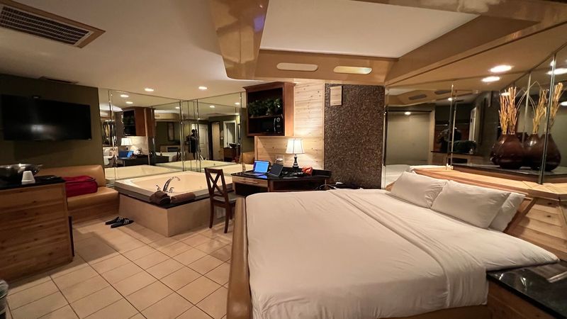 Entertainment, Snacks, and In-Room Perks