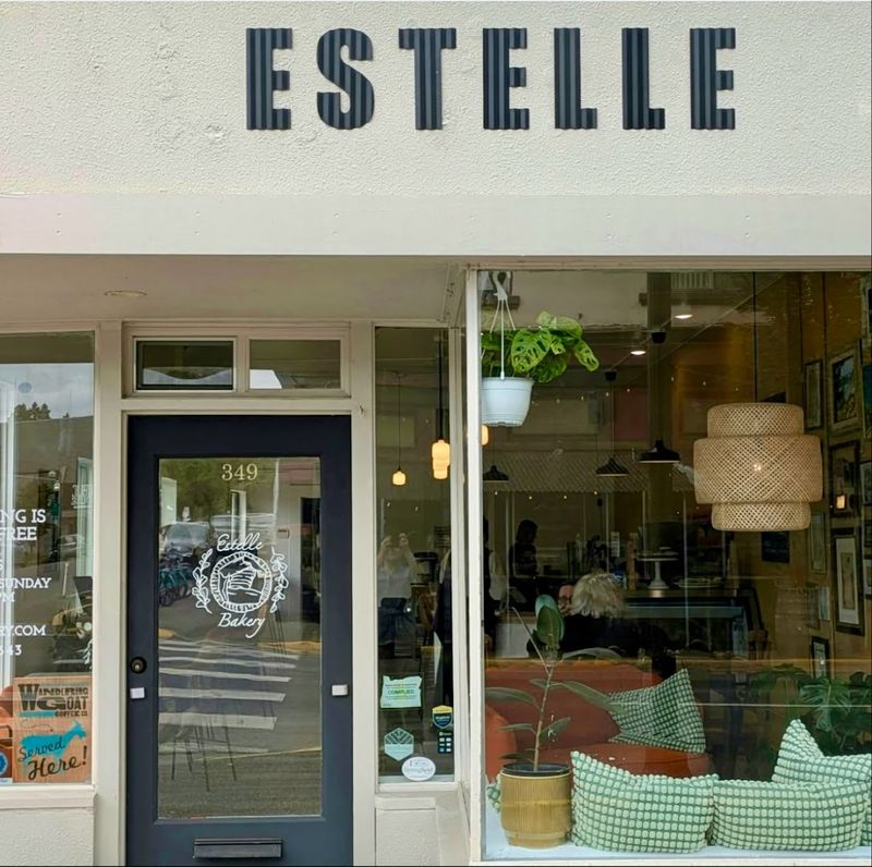 Estelle Bakery