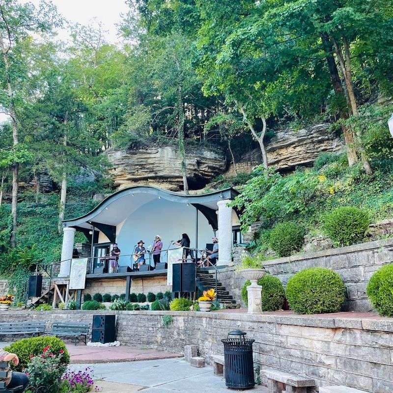 Eureka Springs (Jamboreeka Fireworks Extravaganza)