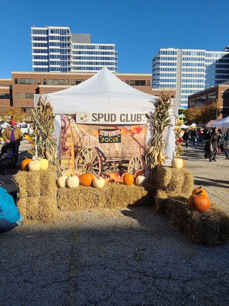 Evanston Farmers' Market, Evanston
