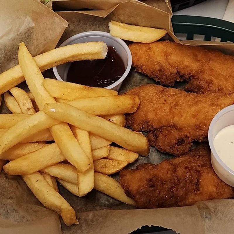 Quincy's Riverside Catfish Connection