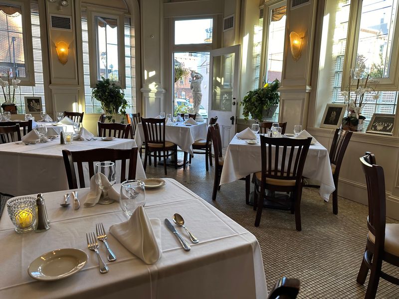 Evening Hours Make It a Perfect Dinner Destination