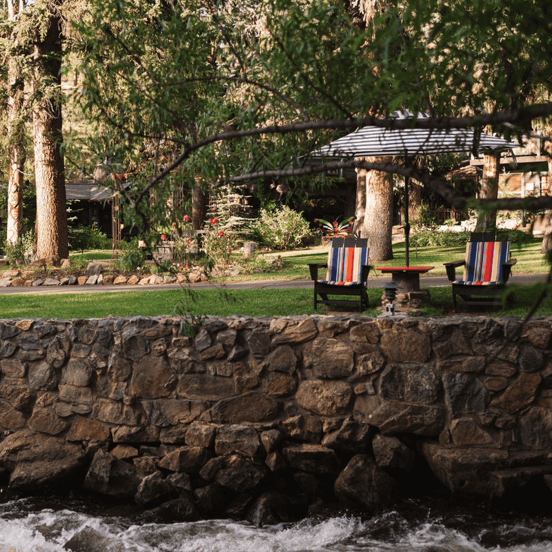 Evergreen, Colorado Sets The Perfect Stage