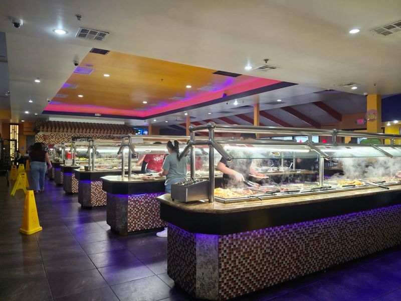 Every Appetite Finds Its Match At This Houston Buffet