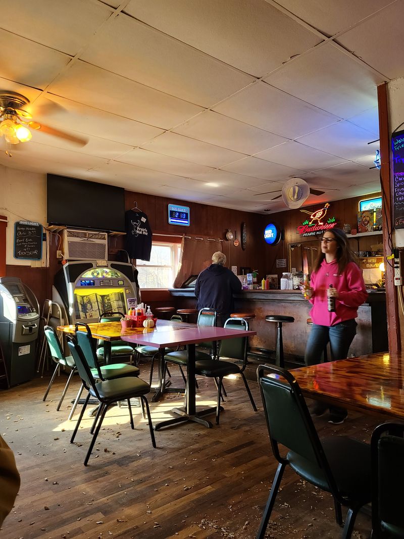 Live Entertainment Makes Weekends Extra Special