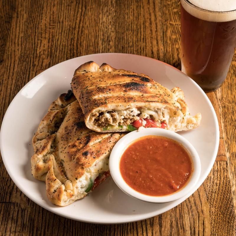Ordering The Muffin-Sized Garlic Knots Like A Pro