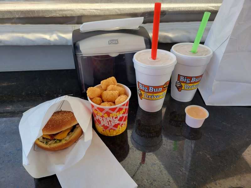 Casual Eats Without the Fuss