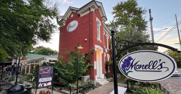 Experience A Century Of Homestyle Cooking At This Tennessee Restaurant