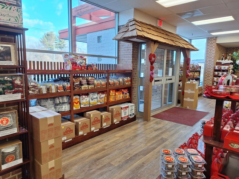 A Clean, Bright Shopping Environment That Feels Welcoming