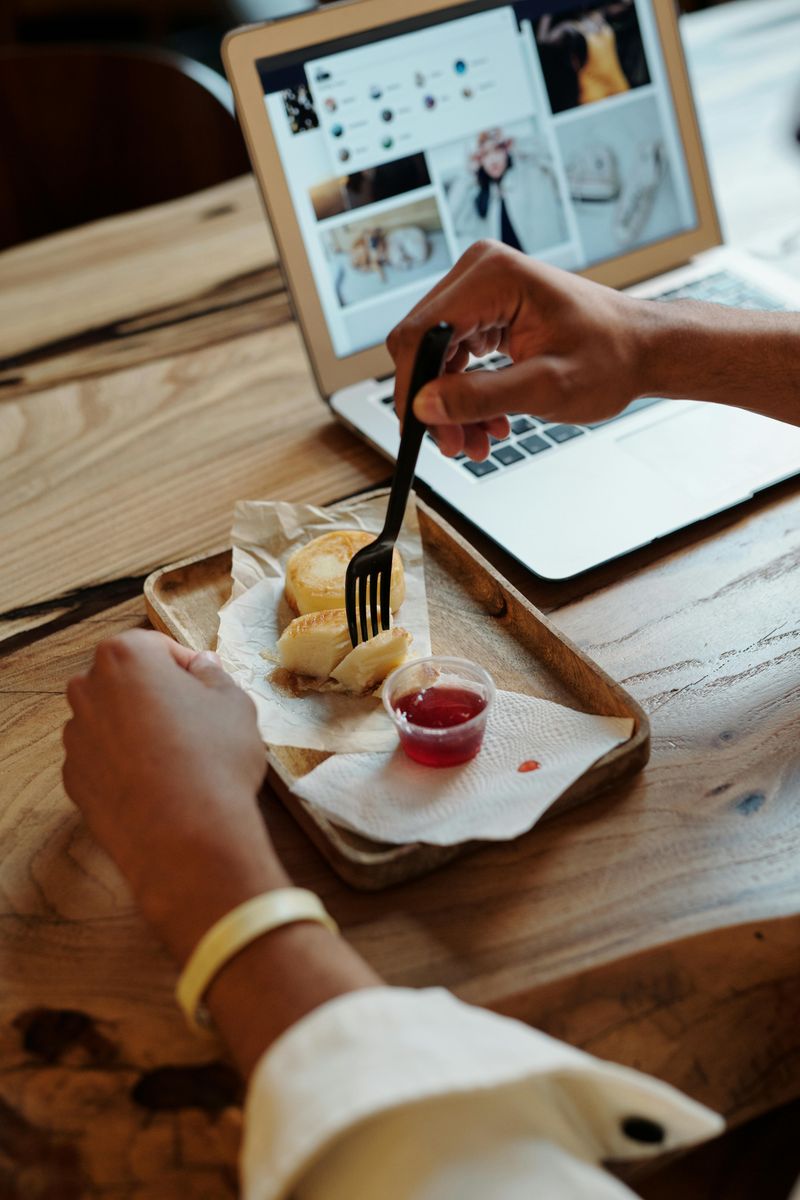 Defending Illinois Deep Dish Online