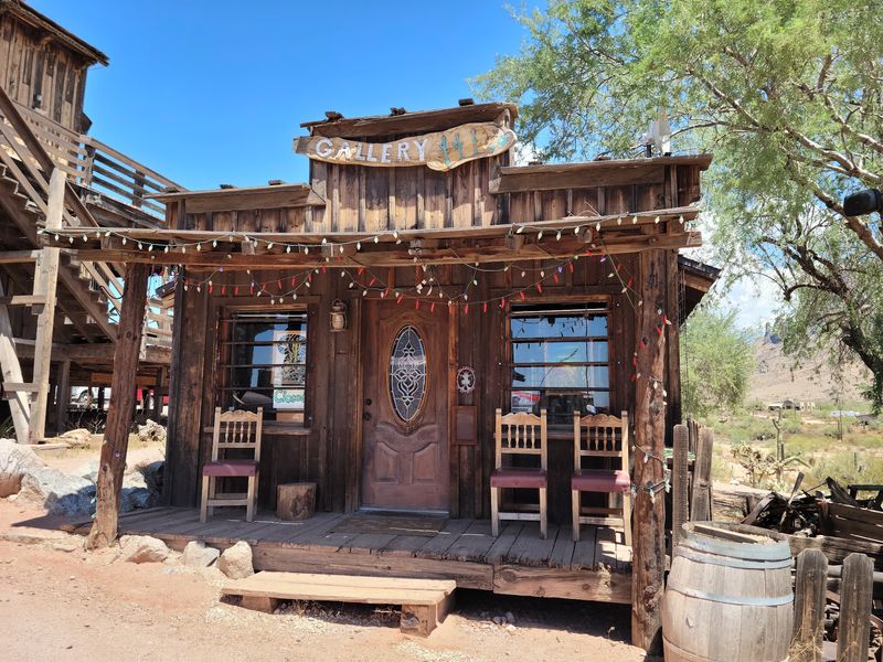 Explore Arizona's Small Mountain Towns