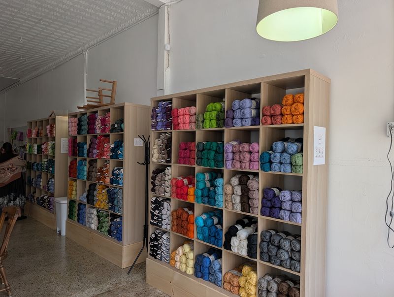 Extra Yarn, Springfield, IL