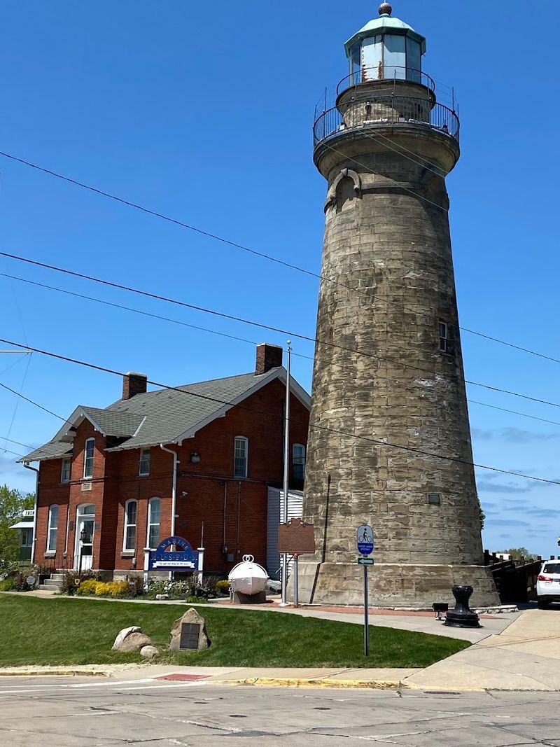 Fairport Harbor Marine Museum and Lighthouse, Fairport Harbor