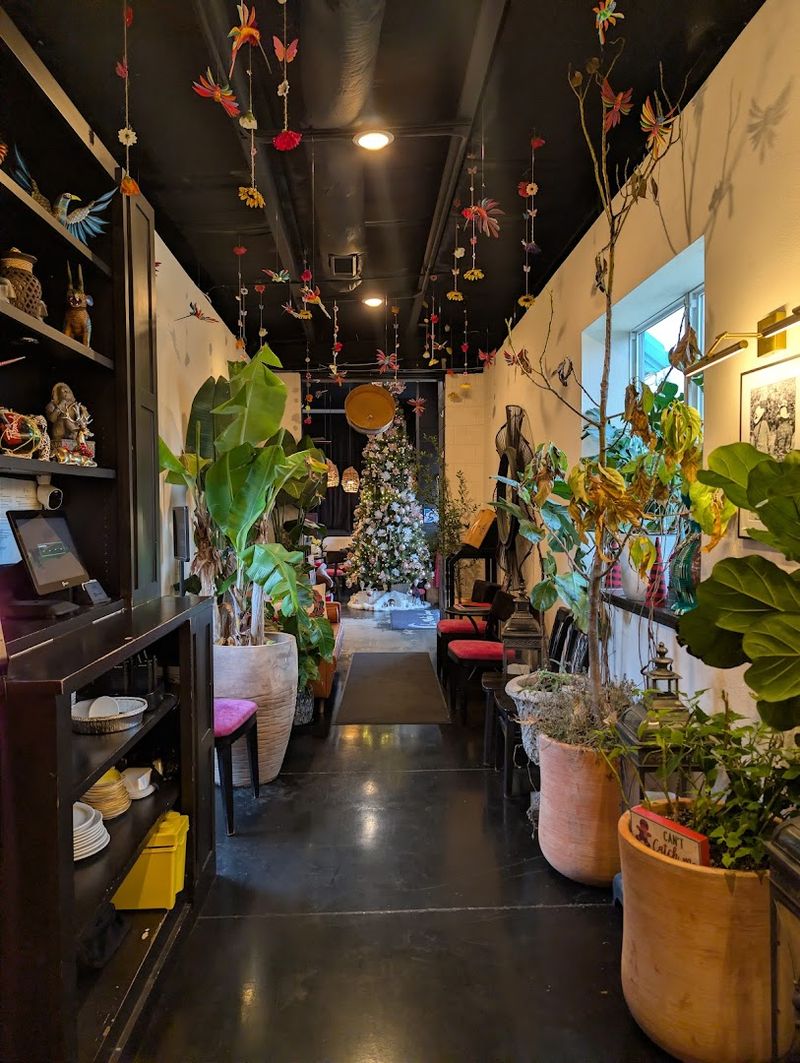 La Media Luna, Fayetteville