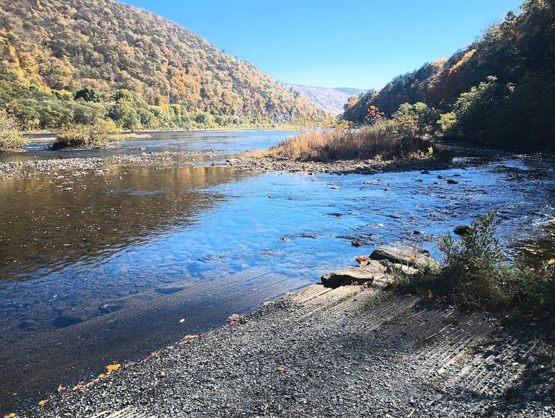 Fall Foliage Transforms The Byway Into A Color Spectacle