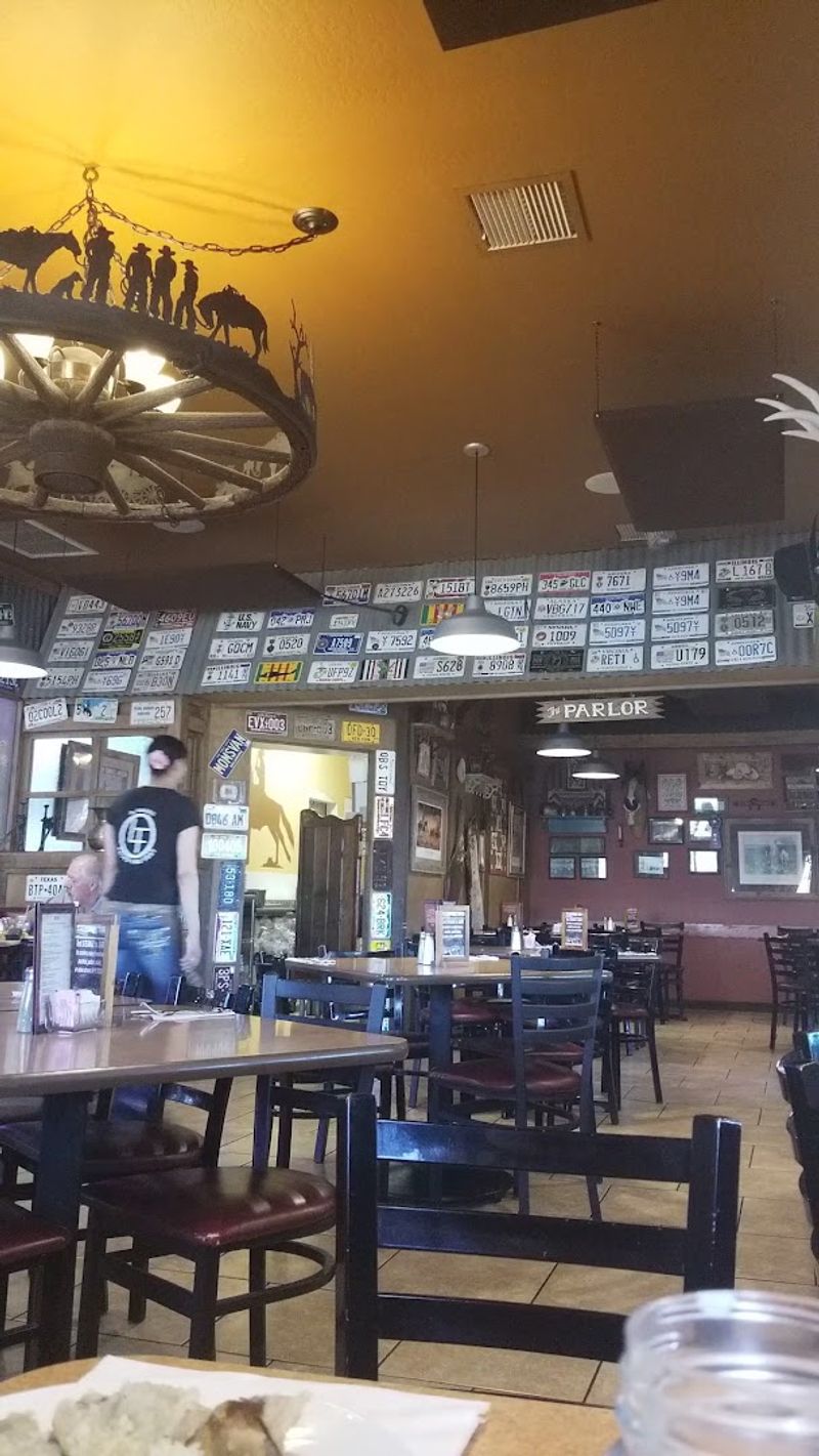 Fall-Off-The-Bone Ribs Worth Every Mile Of The Drive