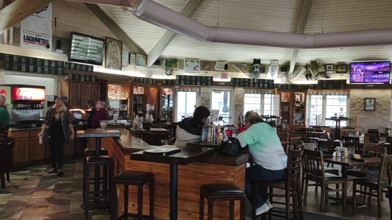 Famers Restaurant At Pine Mountain Resort