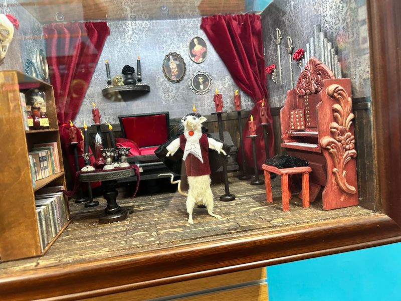 Familiar Faces Get A Furry Twist