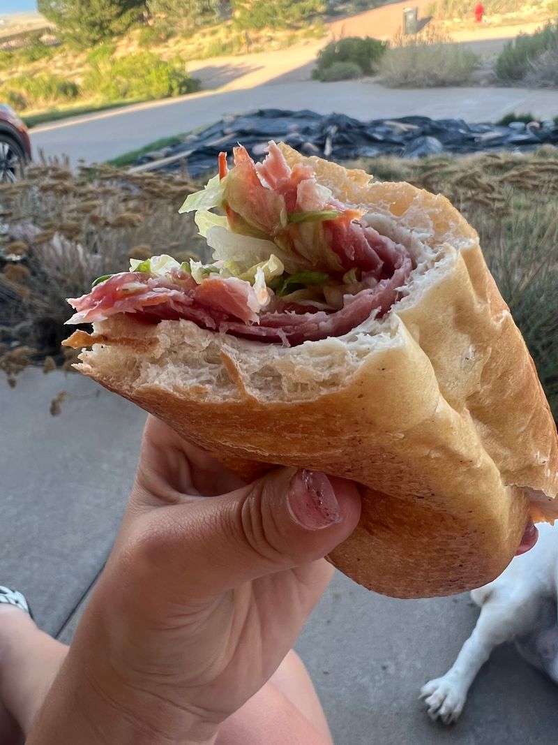 Families, Couples, And Solo Lunch Hunters Can All Make It Work
