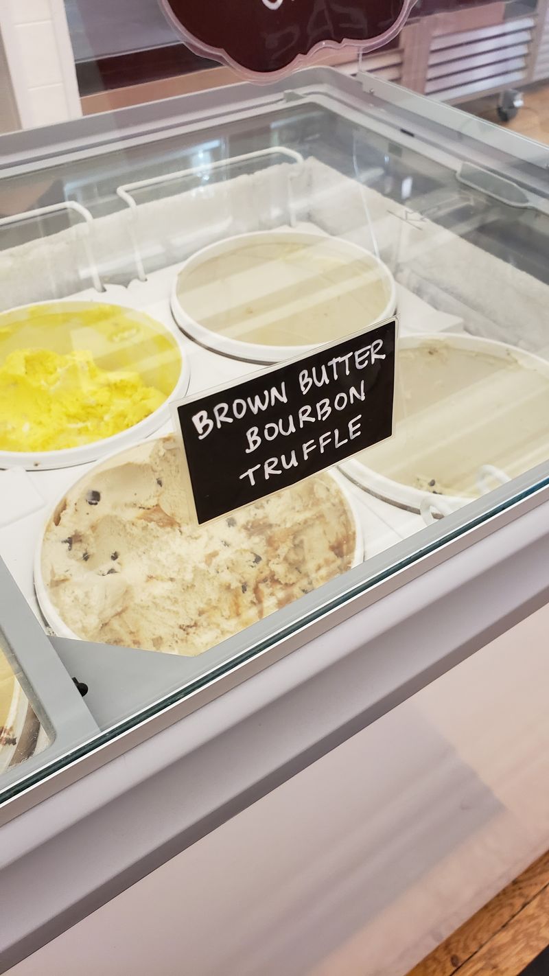 Road-Trip Friendly Pause