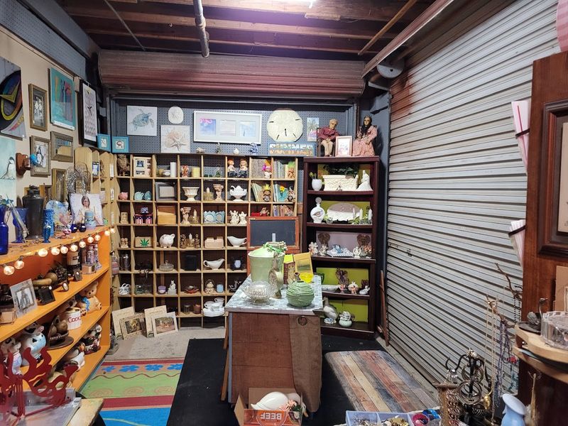 Free Parking And Easy Accessibility