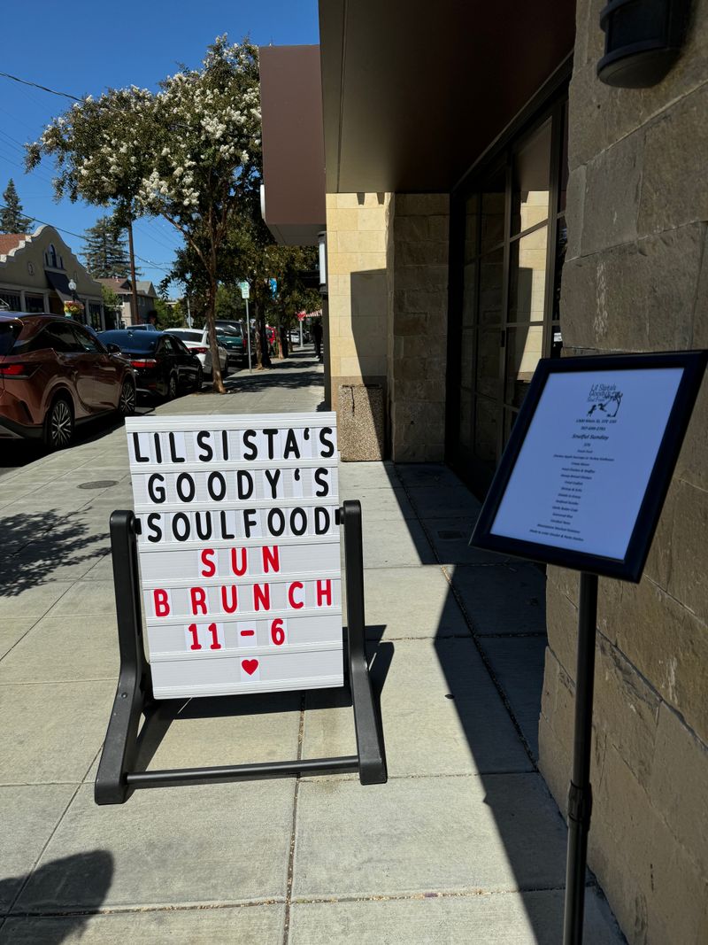 Wine Country Location Creates Unique Contrast