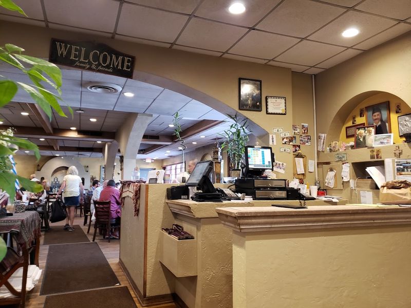 Cozy Atmosphere With Efficient Service