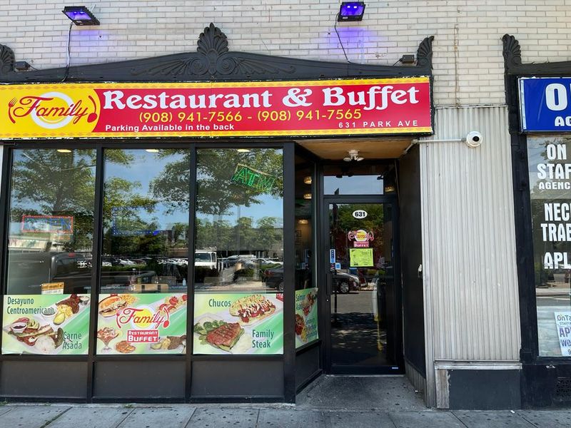 Family Restaurant & Buffet Family Restaurant & Buffet