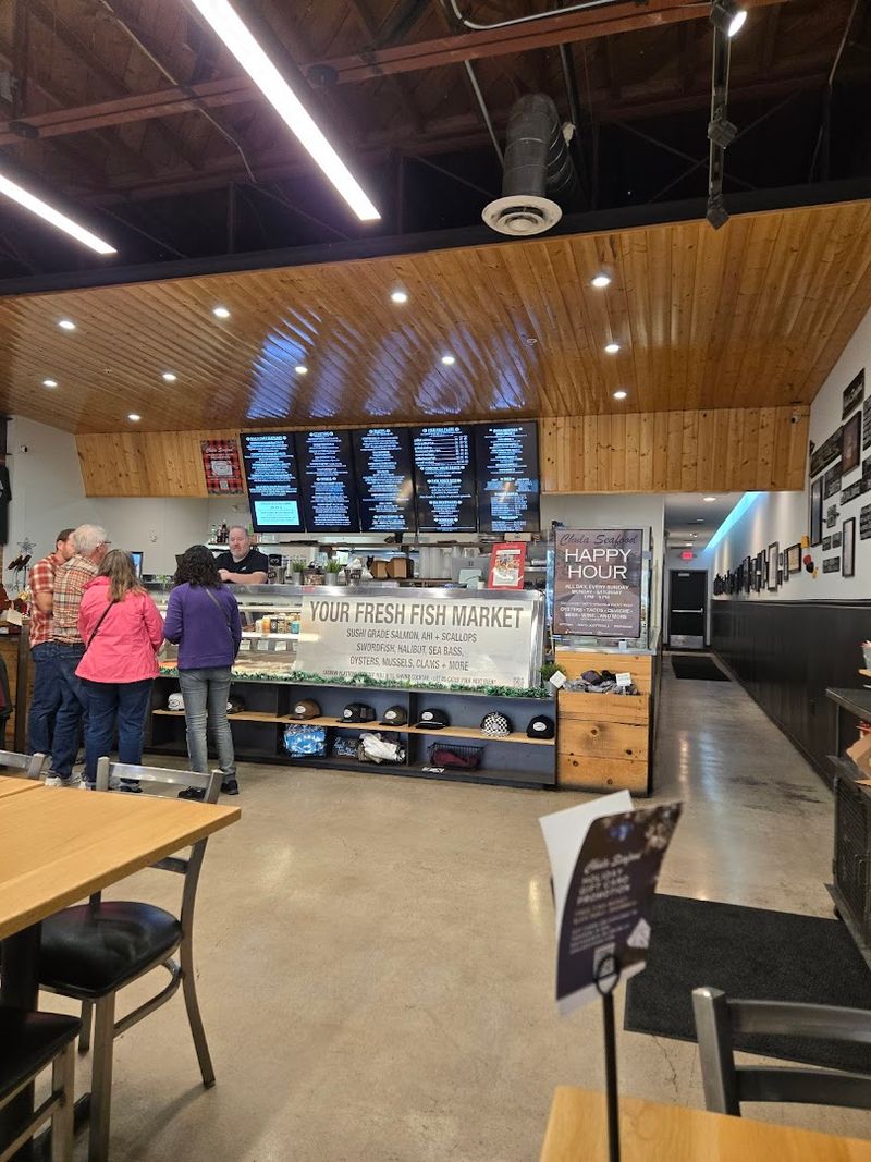 Poke Bowls That Make Landlocked Life Bearable