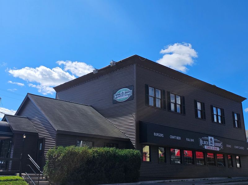 Black Woods Grill & Bar