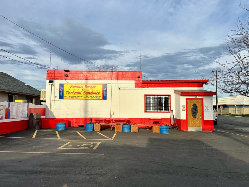 Famous Burger & Teriyaki Sandwich (Yakima)