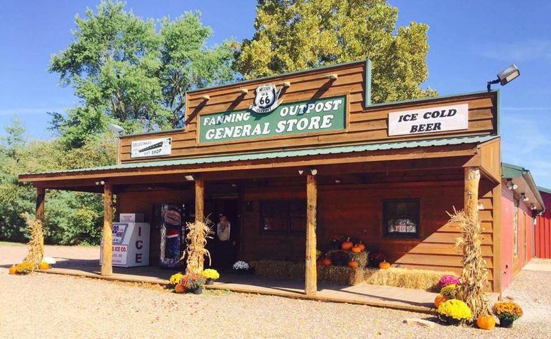 Fanning 66 Outpost And Route 66 Rocker