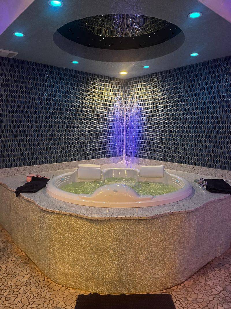 Crystal Cave And The Wow Of Quiet