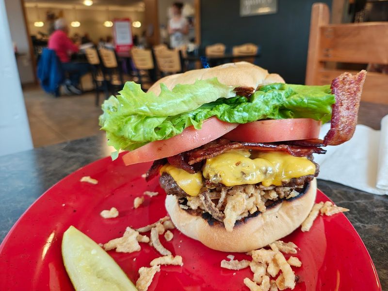 The Hearthstone Oven Bakery & Cafe, Ludington