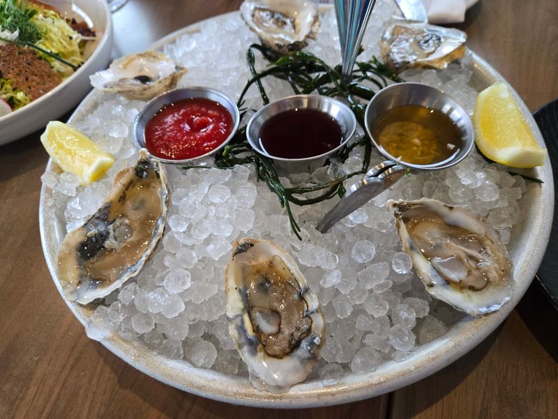Oyster Bar That Draws Crowds Before Dinner Service