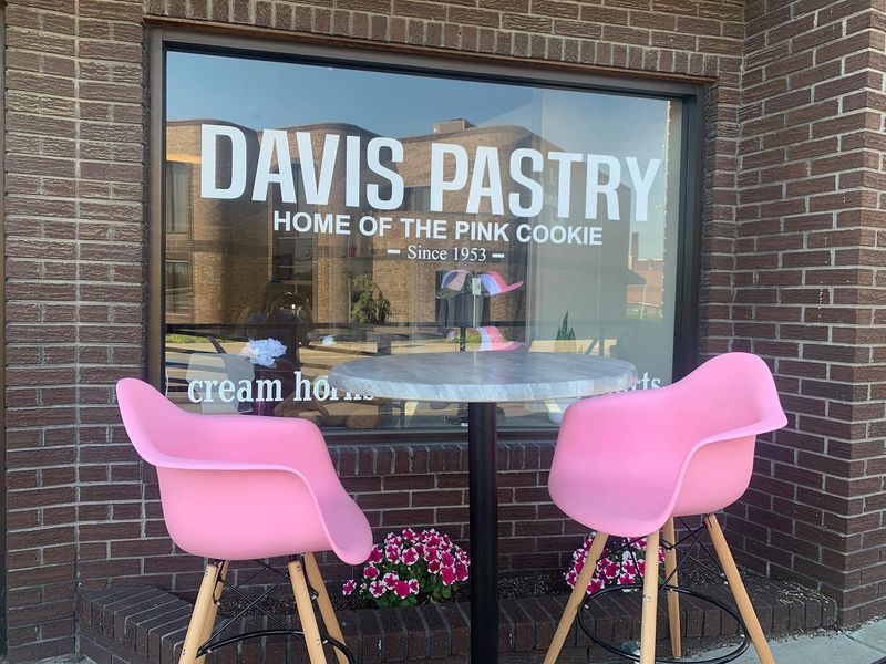 Davis Pastry - Anna