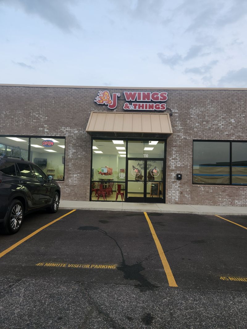 AJ's Wings & Things – Lexington