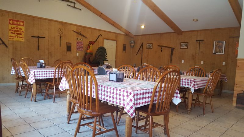 Smokehouse BBQ, Benton, PA 17814
