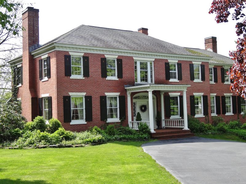 Federal Mansions On Every Corner